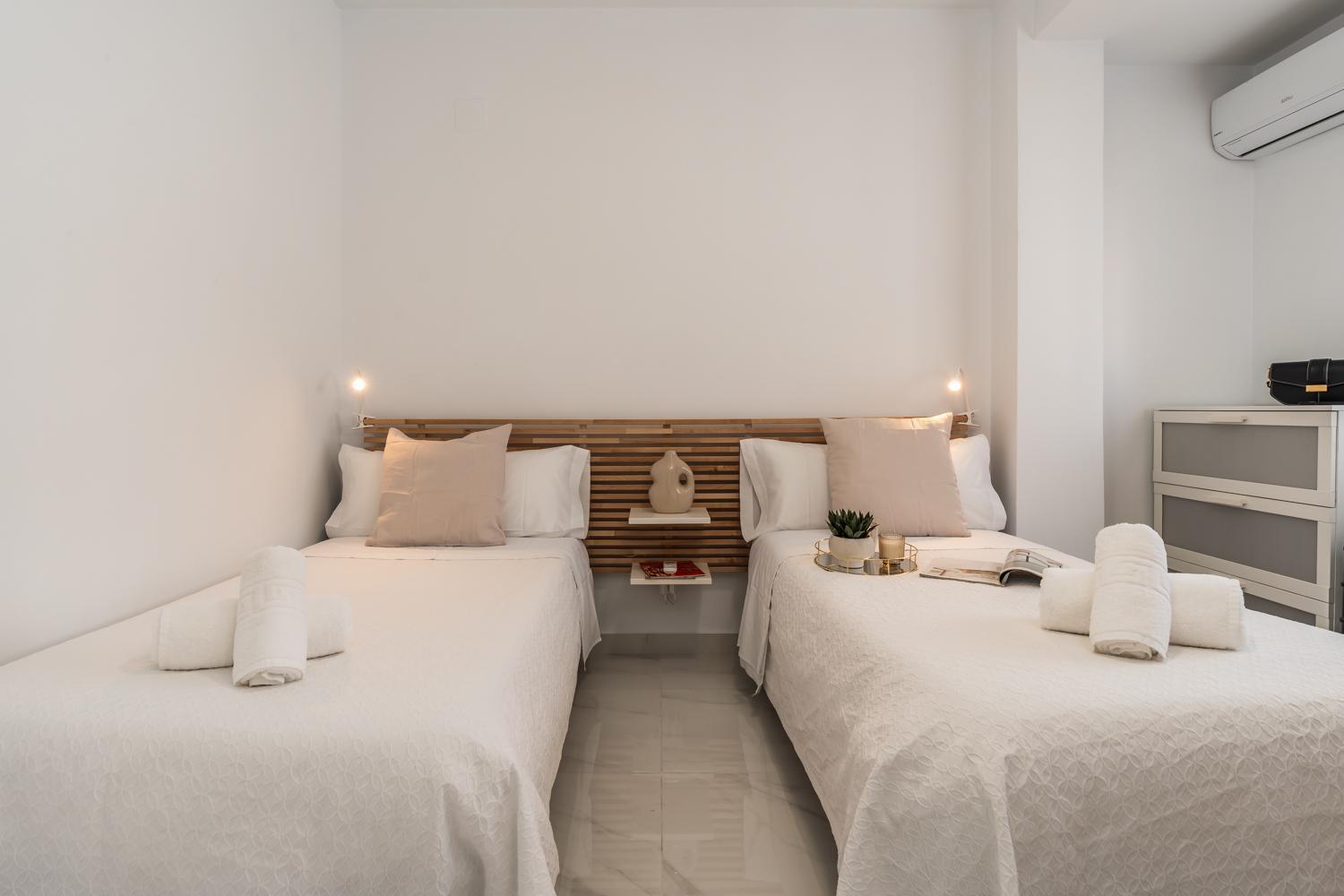 Tuguest Alhamar Apartment กรานาดา ภายนอก รูปภาพ